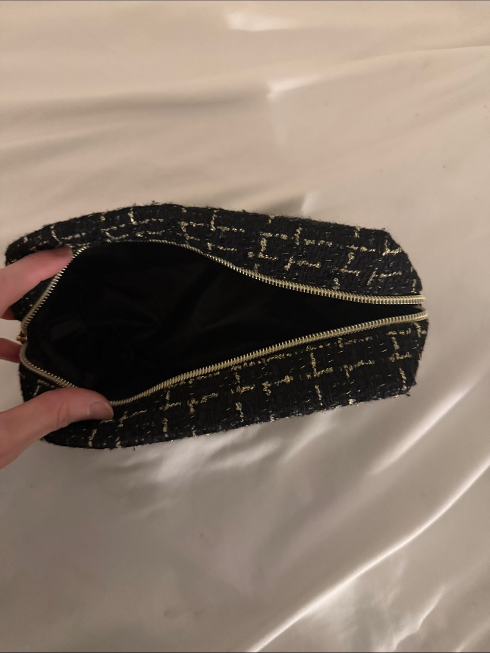 Black Tweed Evening Clutch with Gold Thread - Picture 4 of 5